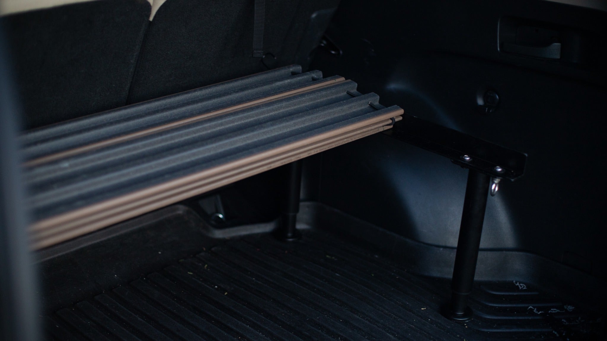 Shelf folding